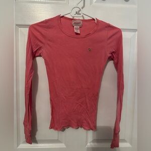 Old-school Abercrombie and Fitch fitted long sleeve, pink t-shirt.